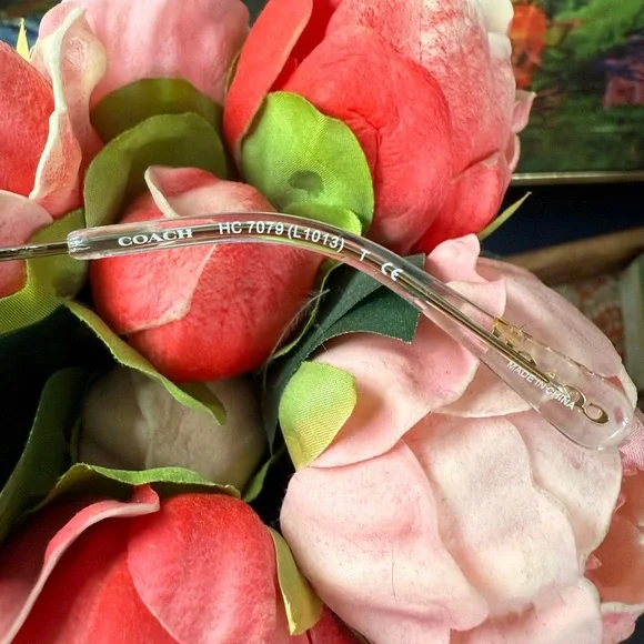 *NWT* Coach L1013 HC 7079 90055A Shiny Light Gold Aviator Sunglasses - Picture 12 of 12